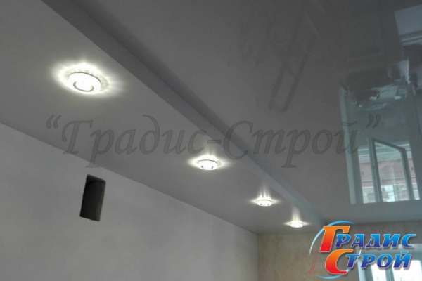 Фото натяжного потолка