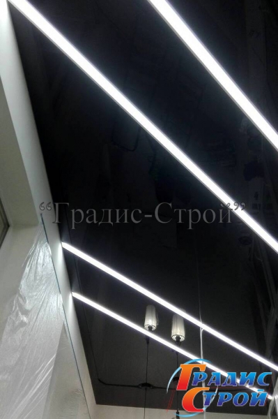 Фото натяжного потолка