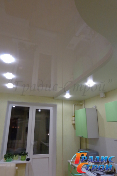 Фото натяжного потолка