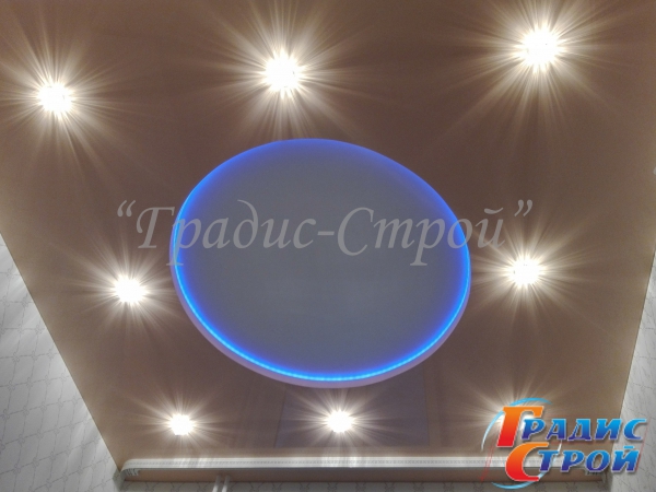 Фото натяжного потолка