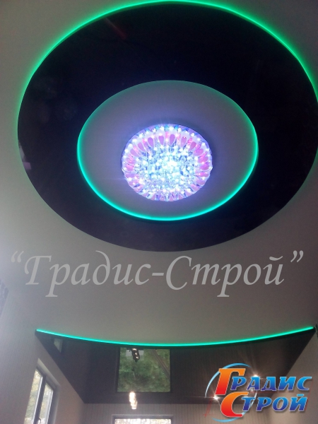 Фото натяжного потолка