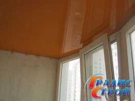 Глянцевый цветной натяжной потолок на Лоджию 3 м²