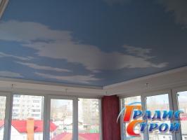 Натяжной потолок в Гостиную 26 м² "Небо"